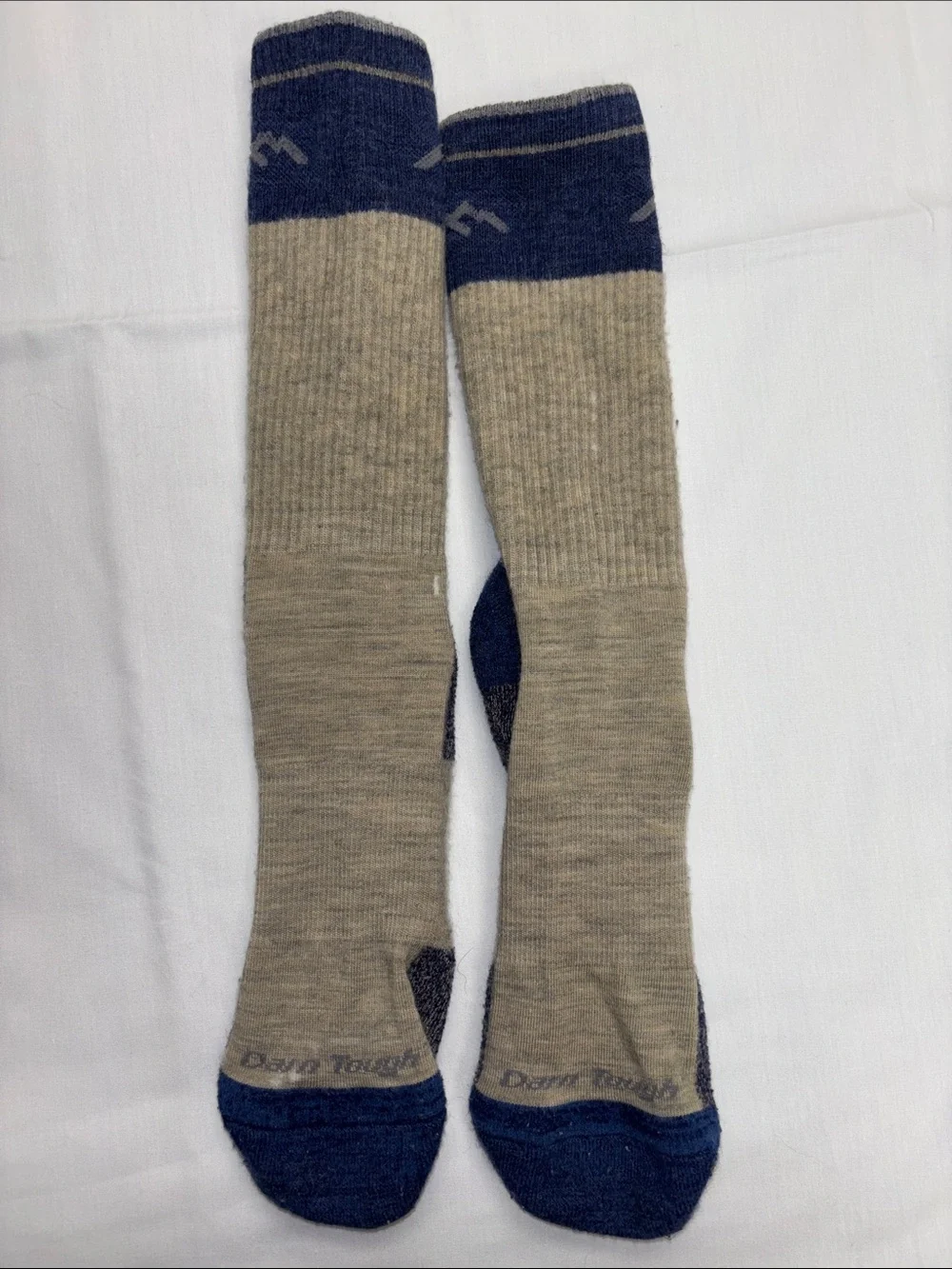 Darn Tough cushioned merino wool socks L